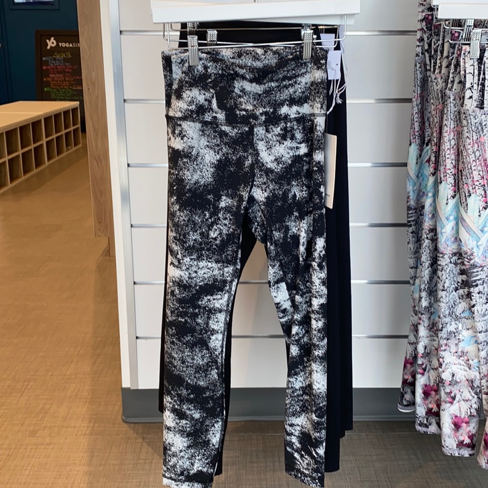 Wunder Under HR Tight 25” *Jac